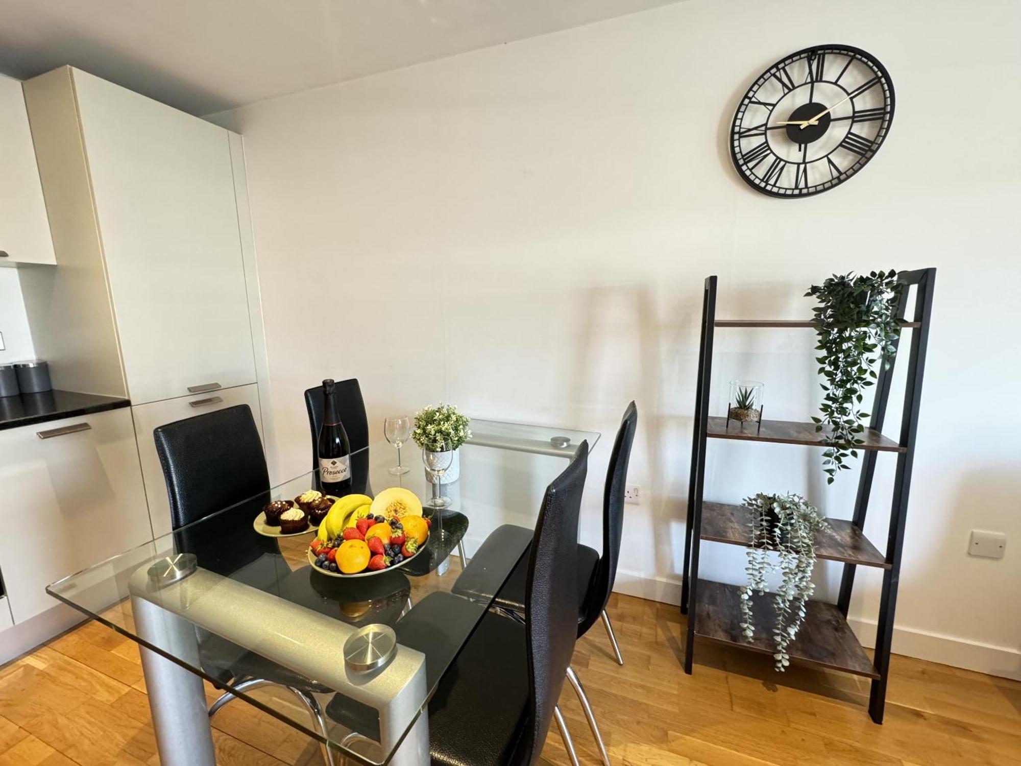 Cosy Modern Tower Bridge Apartment London Exterior photo